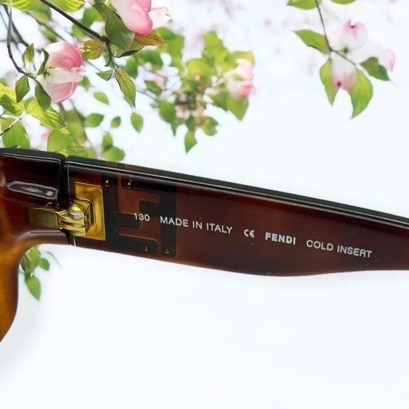 FENDI Sunglasses - Picture 11 of 12